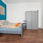 New Shalalaliving Vienna Spacious Home For Family & Friends